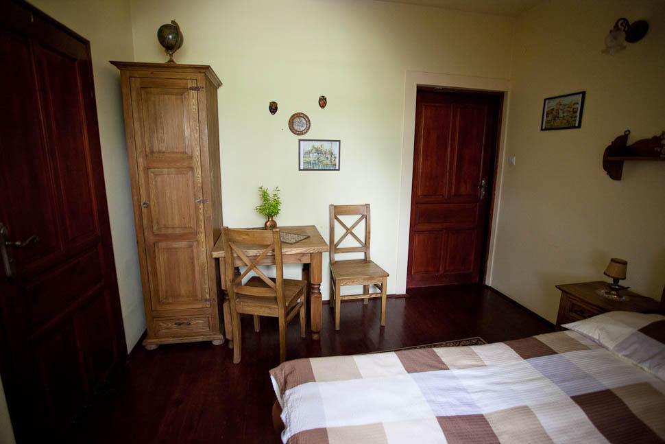 Dwor Na Wichrowym Wzgorzu Bed & Breakfast Przybysławice Exterior foto
