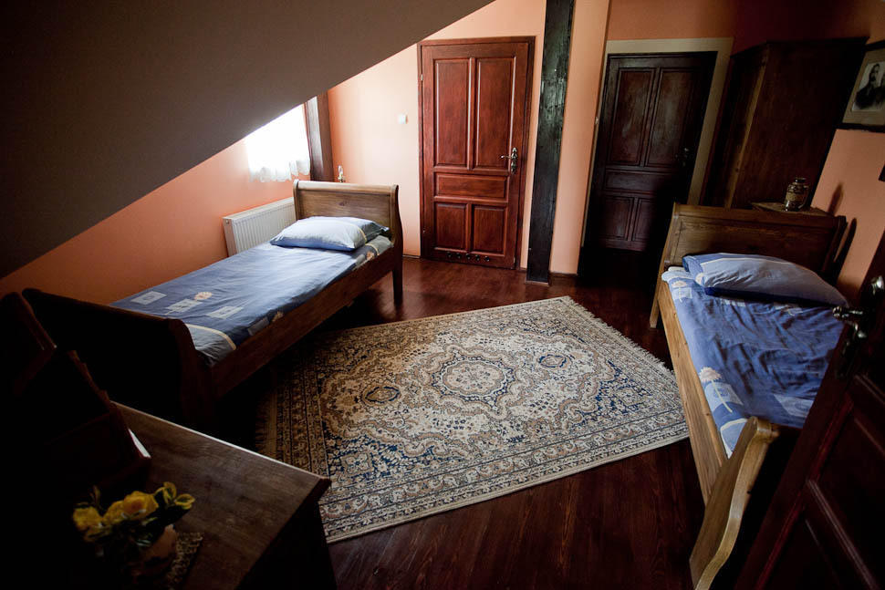 Dwor Na Wichrowym Wzgorzu Bed & Breakfast Przybysławice Exterior foto