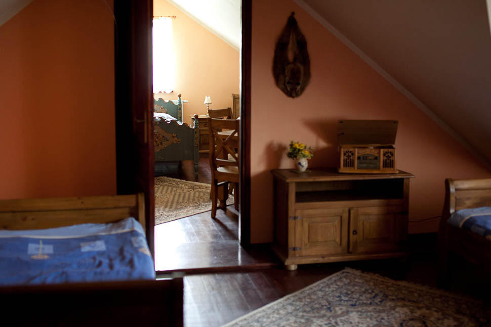 Dwor Na Wichrowym Wzgorzu Bed & Breakfast Przybysławice Exterior foto