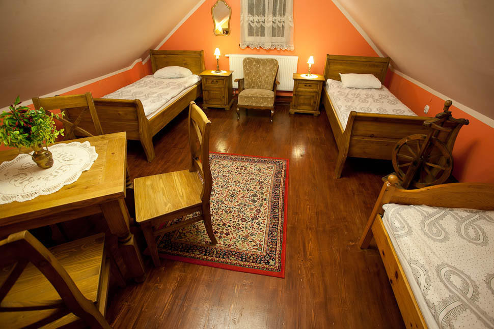 Dwor Na Wichrowym Wzgorzu Bed & Breakfast Przybysławice Exterior foto
