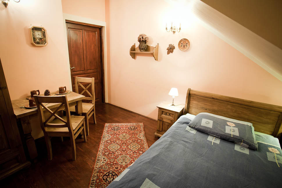 Dwor Na Wichrowym Wzgorzu Bed & Breakfast Przybysławice Cameră foto