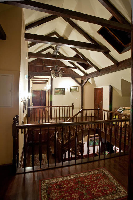 Dwor Na Wichrowym Wzgorzu Bed & Breakfast Przybysławice Exterior foto