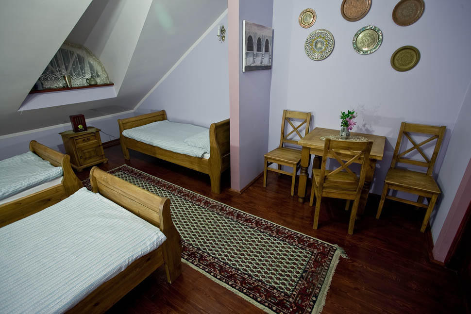 Dwor Na Wichrowym Wzgorzu Bed & Breakfast Przybysławice Exterior foto